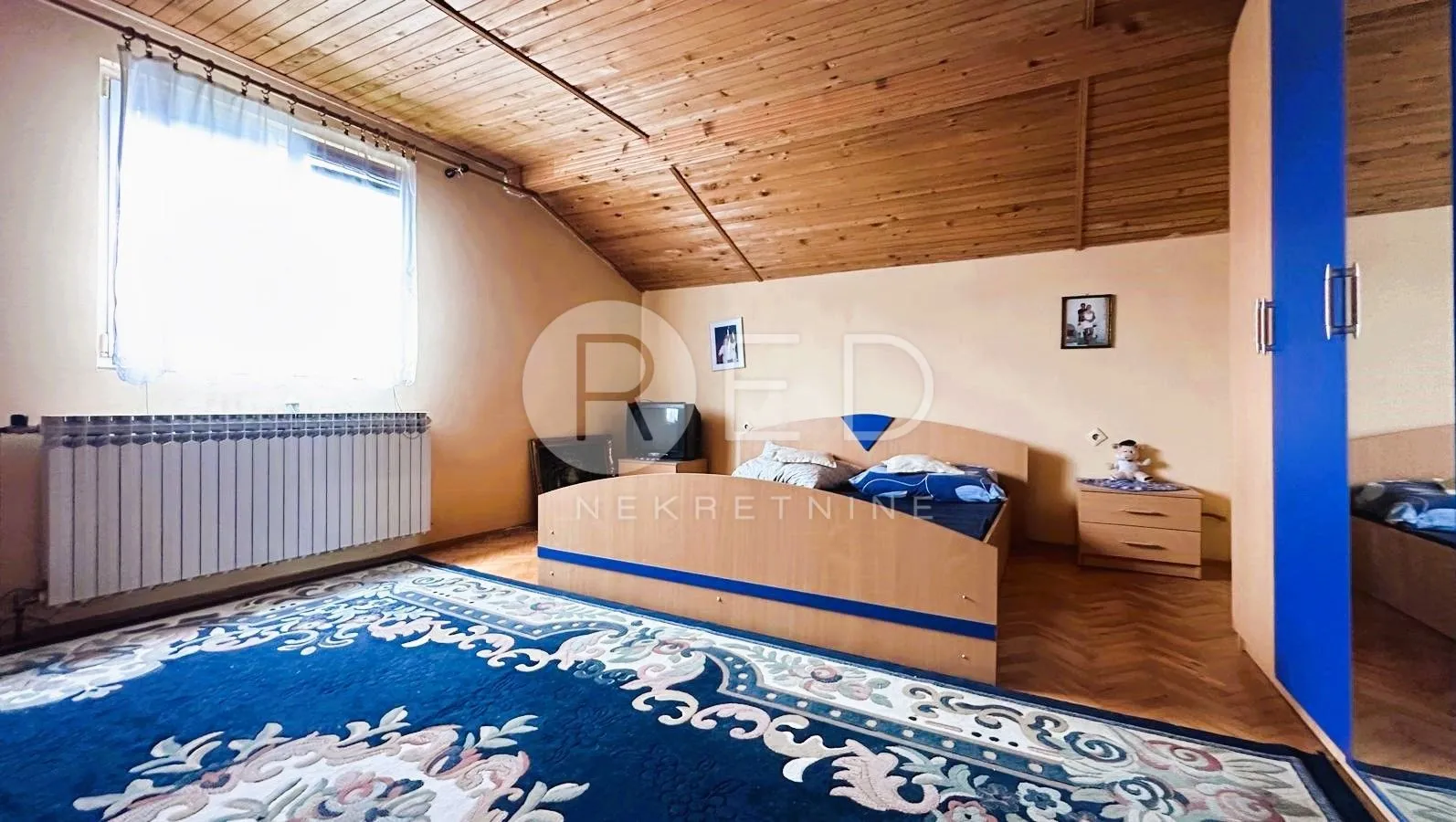buzin - prostrana kuća s uređenom okućnicom, 330 m2 - slika 9