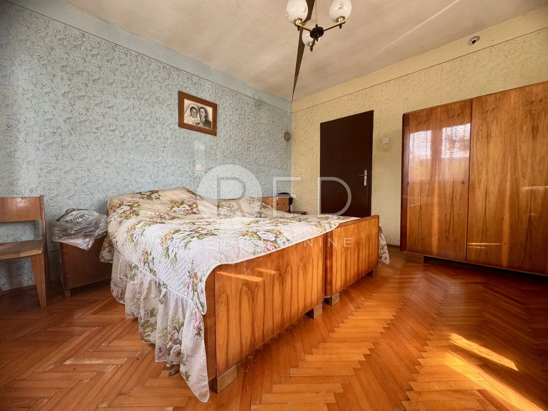 kuća 100m2 i gospodarske zgrade 156m2, u okolici pisarovine - slika 8