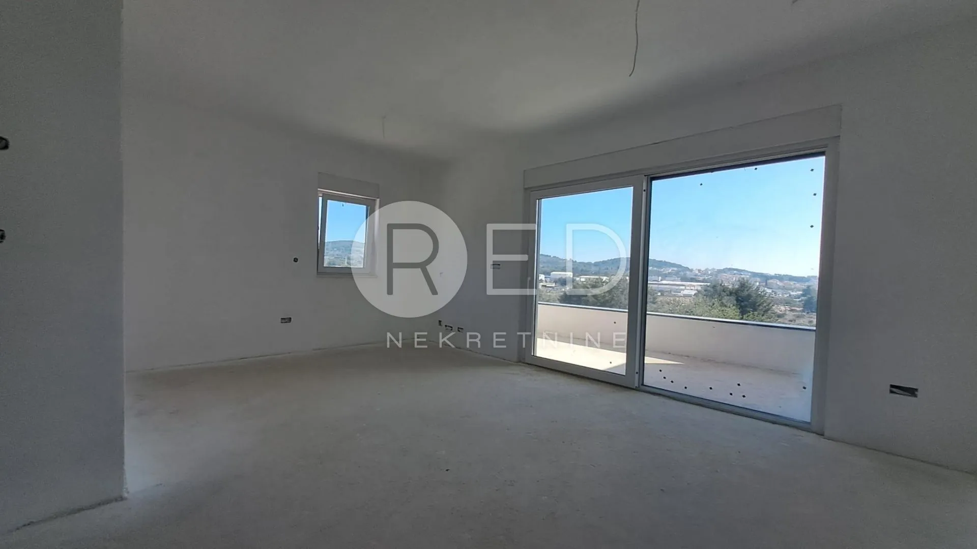 vodice dvoetažni stan 99,57m2 useljiv 6.mj - slika 14
