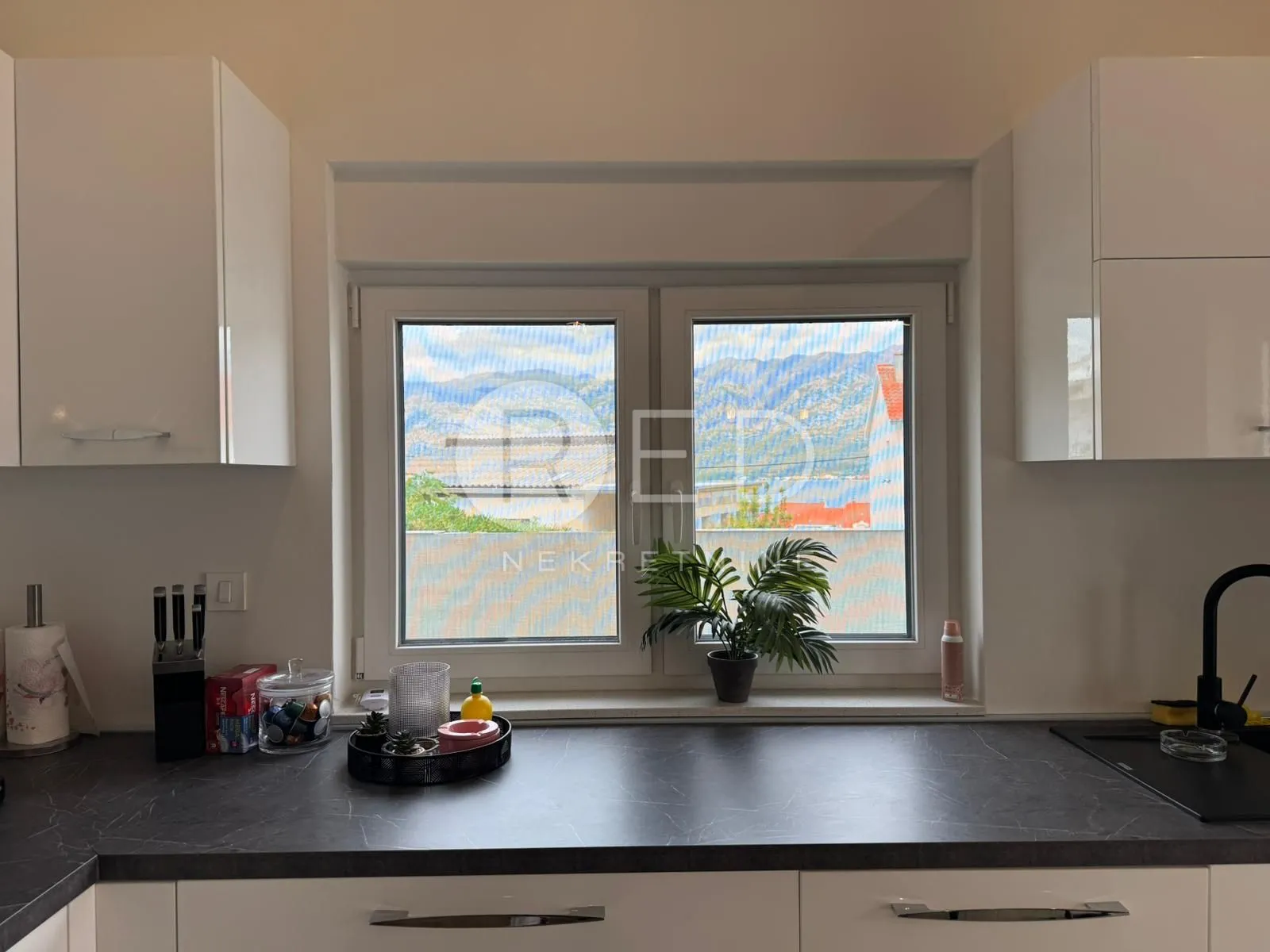 stan u prizemlju s vrtom , novogradnja 116 m2 - vinjerac - slika 13