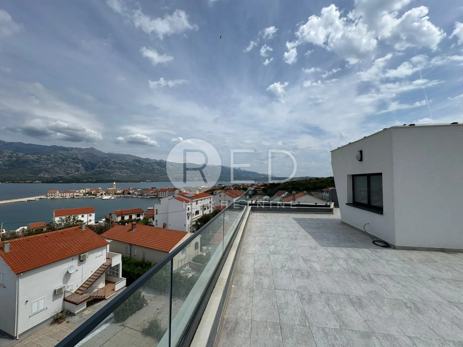penthouse s pogledom na more 135 m2 - vinjerac - slika 17