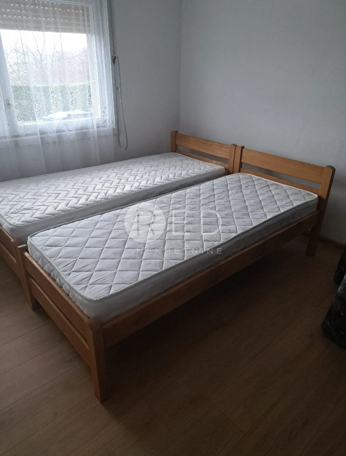 požega stan u kući 93m2 suteren-prizemlje+dv - slika 3