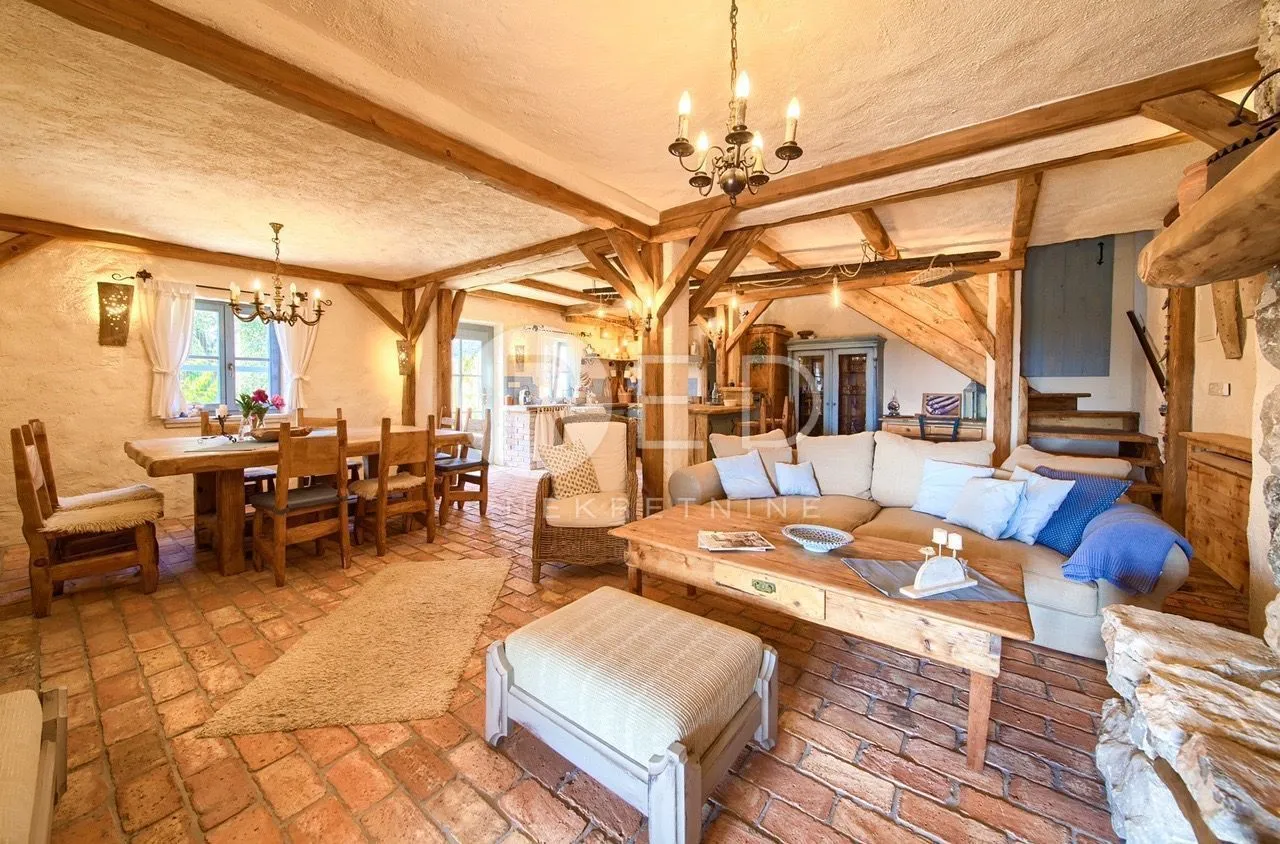 otok krk, malinska - autohtona vila s pogledom na more, 260 m2 - slika 5