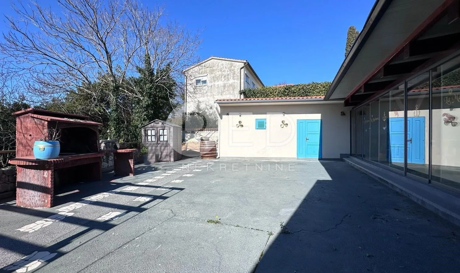 otok krk, krk - prodaja potpuno opremljenog restorana, 160 m2 - slika 4