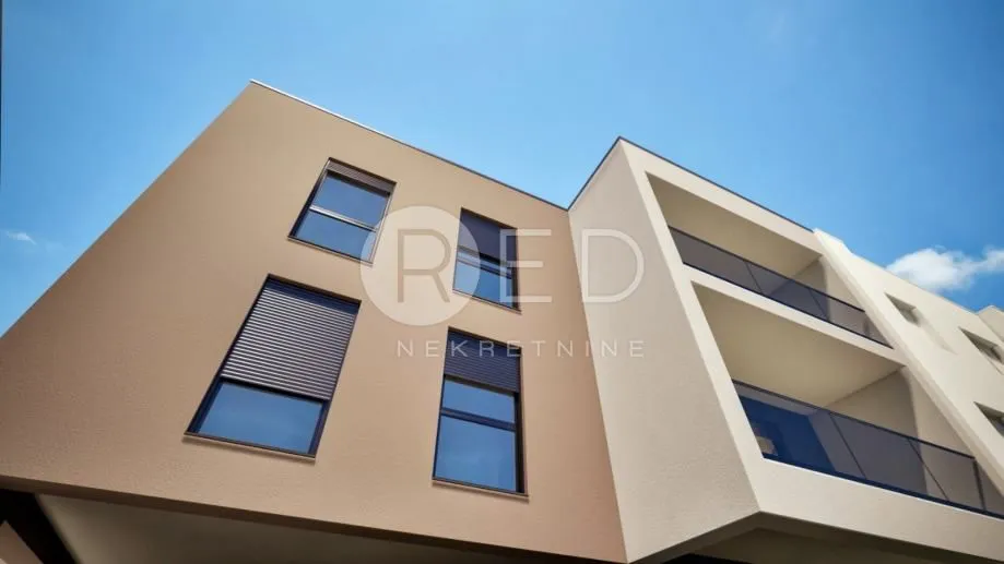 osijek retfala stan 130 m2 - novogradnja - - slika 11