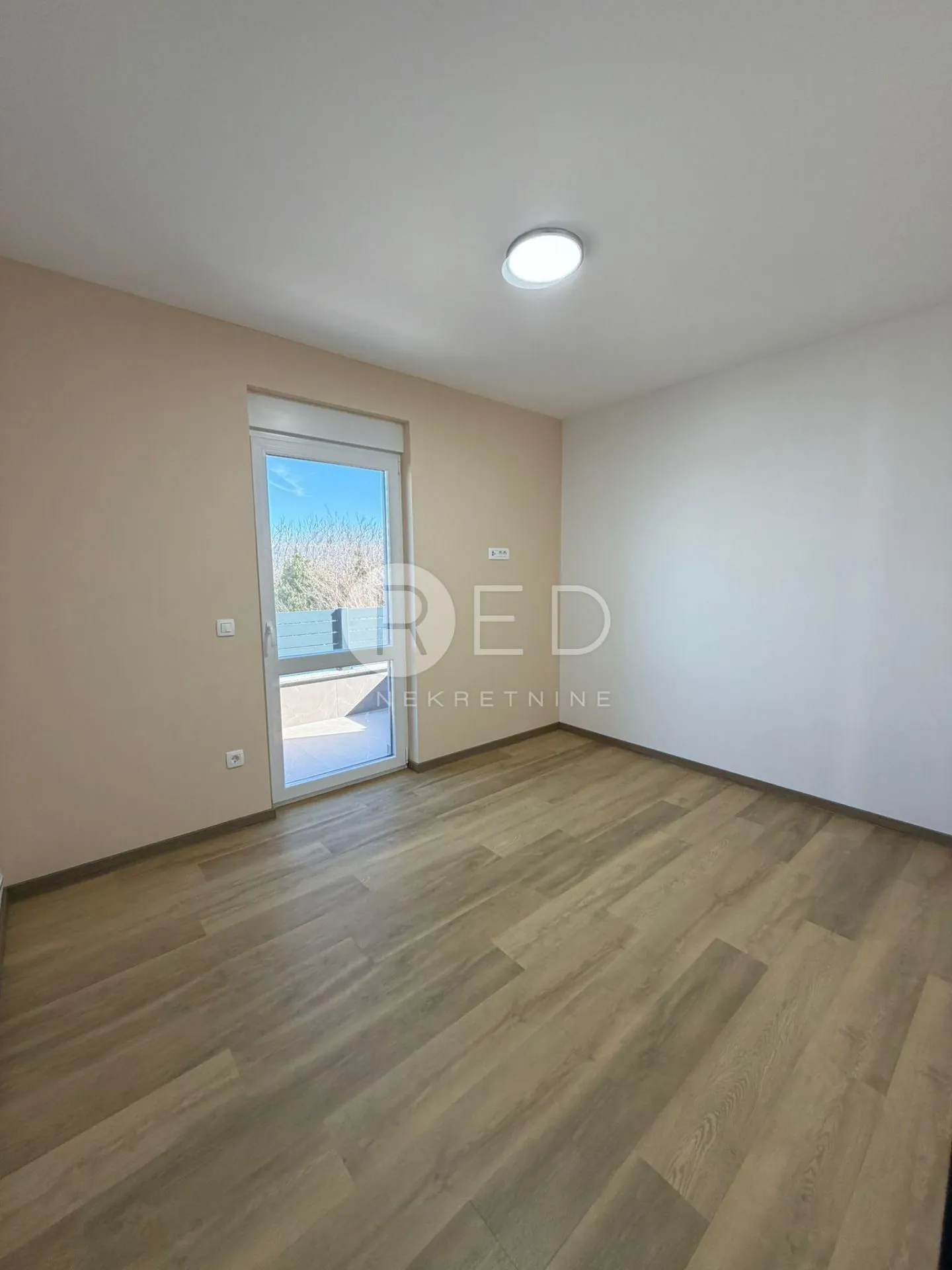 privalaka penthouse 2.kat useljivo - slika 18