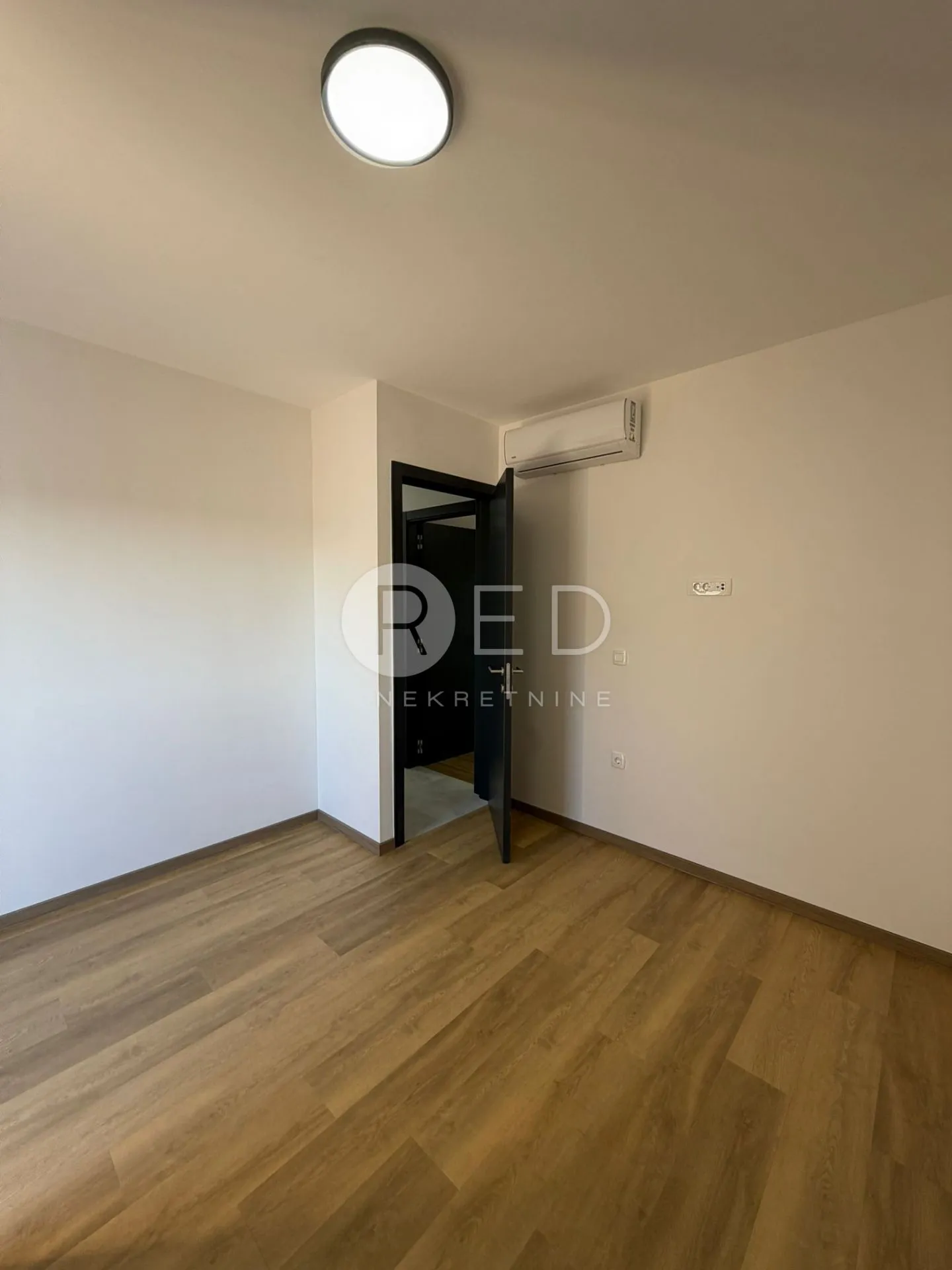 privalaka penthouse 2.kat useljivo - slika 39