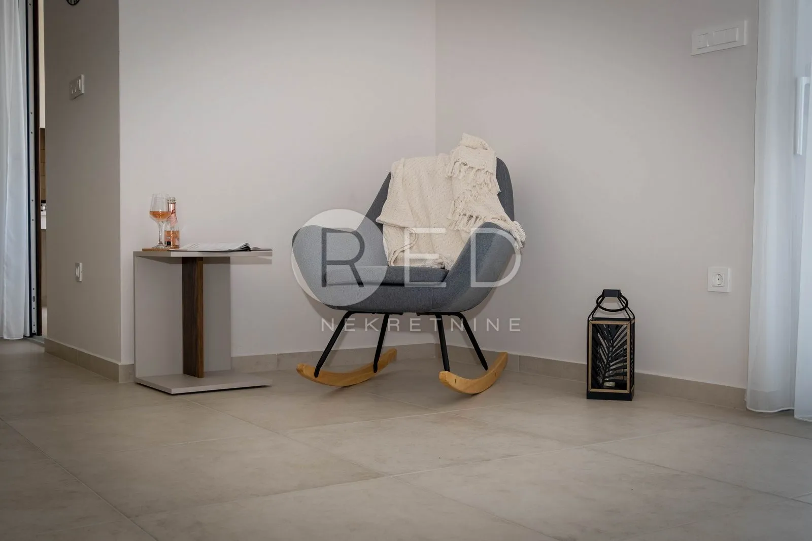 okolica krka - luksuzna vila na mirnoj lokaciji, 170 m2 - slika 6