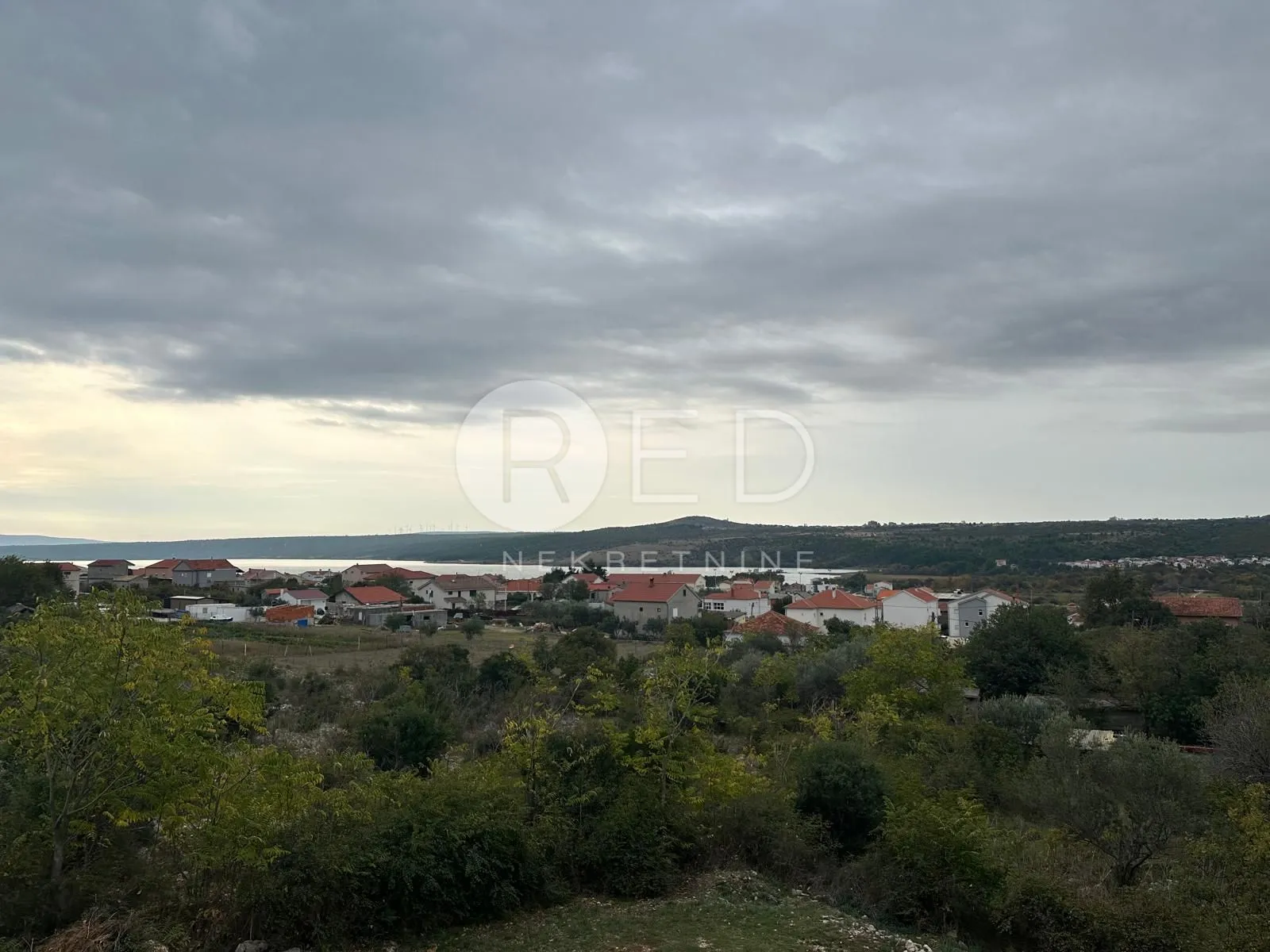 atraktivno zemljište blizu centra posedarja - slika 2