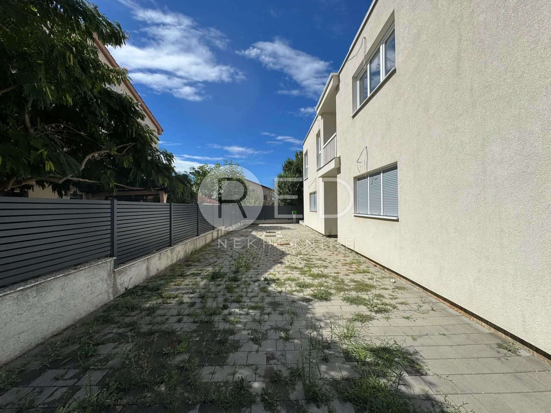 apartman u blizini mora na prodaju - privlaka - slika 6