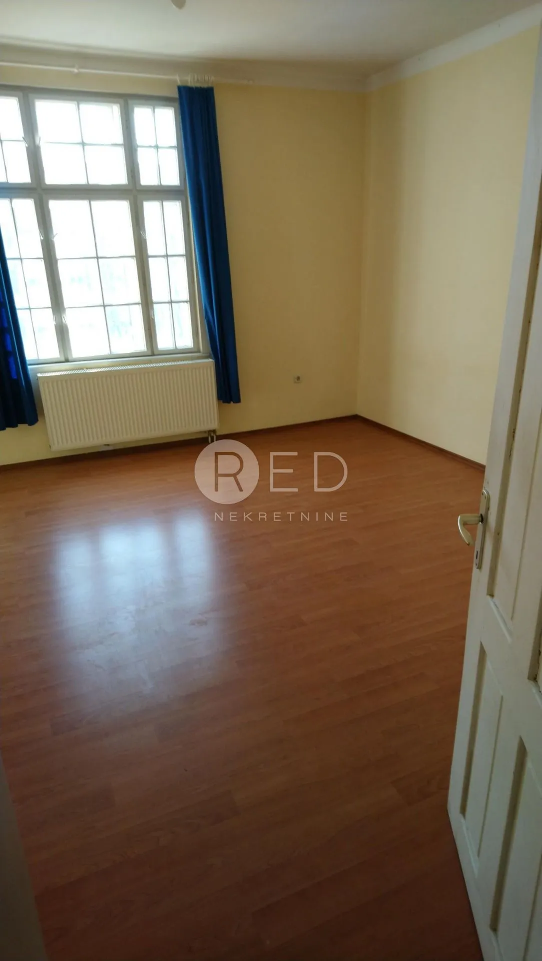 stan 100 m2 centar osijeka - slika 7