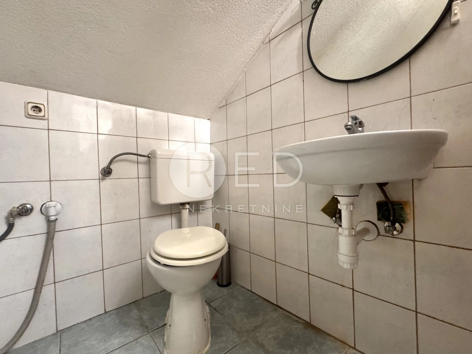 dubrava super prilika! stan 35m2 2.kat - slika 5