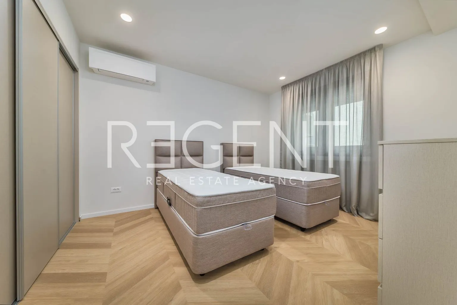 zagreb, centar – luksuzan dvoetažan penthouse 150 m² - slika 6