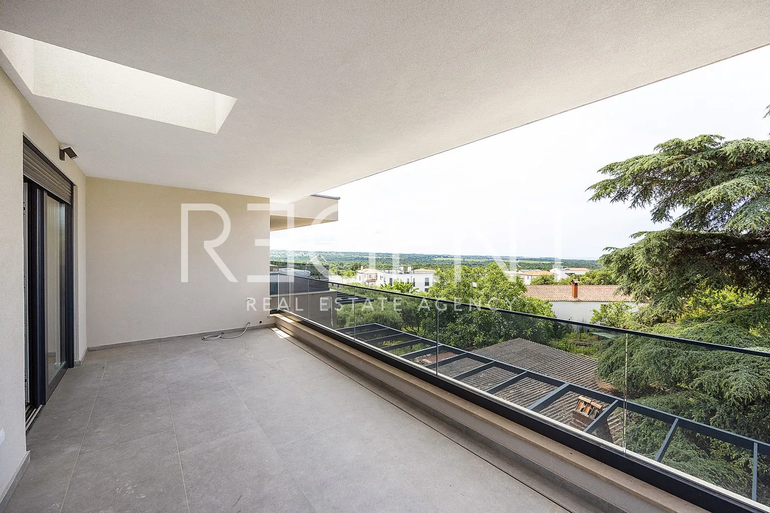 istra, tar - ekskluzivan penthouse s krovnom terasom u novogradnji 130 m2 - slika 6