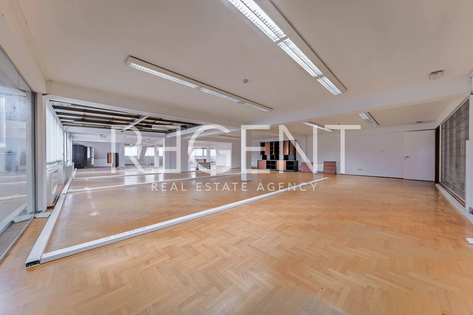 sveta nedelja - poslovni prostor 1600 m2 - slika 19