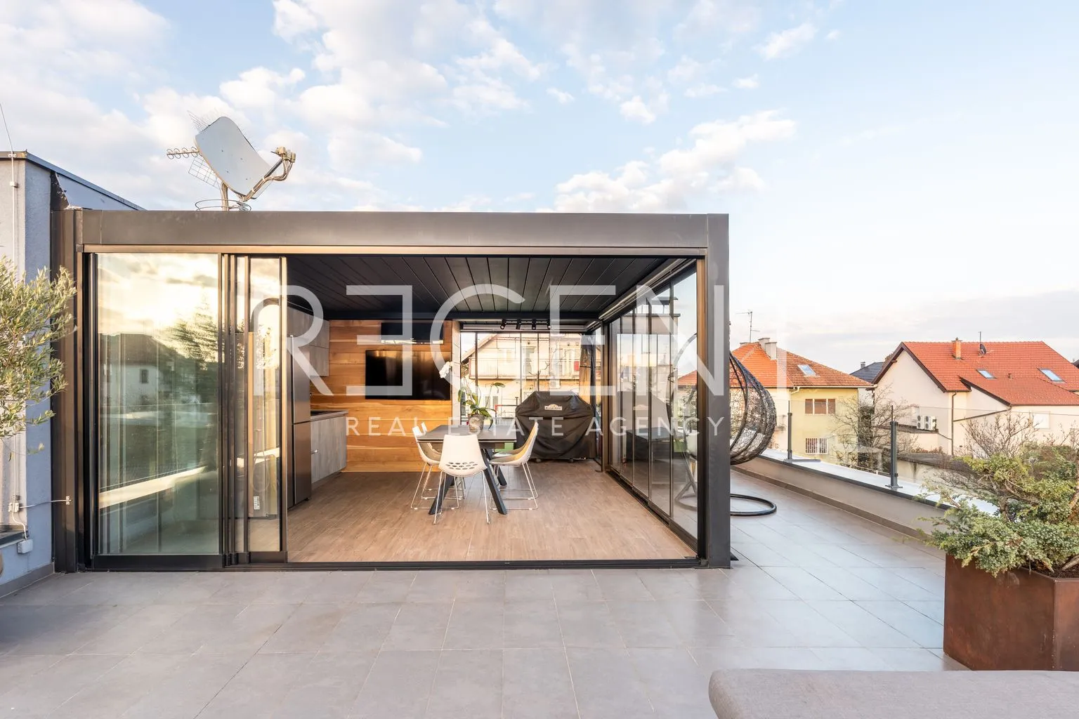 zagreb, šalata - luksuzni penthouse sa panoramskom krovnom terasom - slika 28