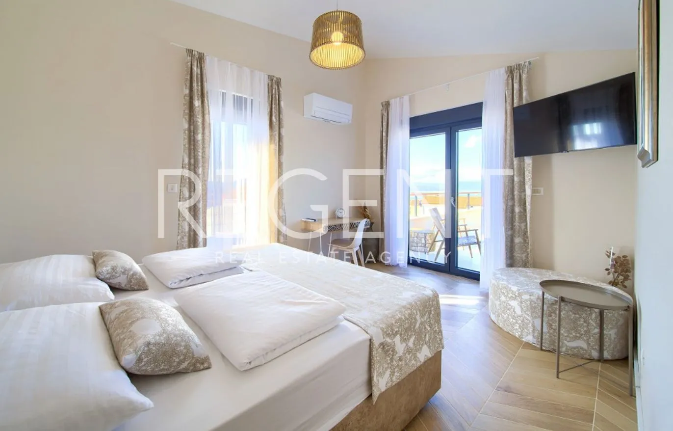 krk, malinska - moderna vila - slika 20