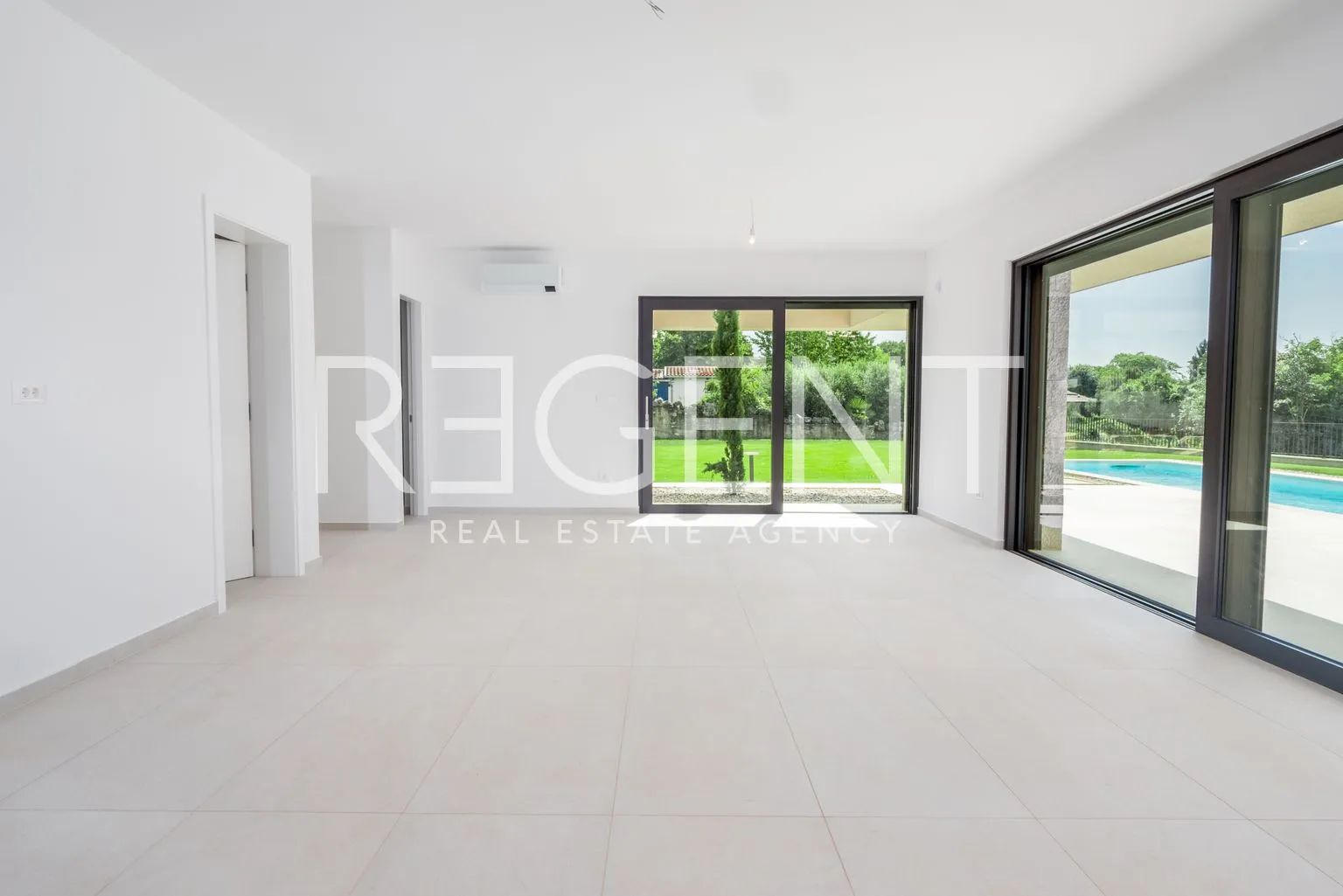 istra, labinci - luksuzna vila s bazenom 303,34 m2 - slika 22