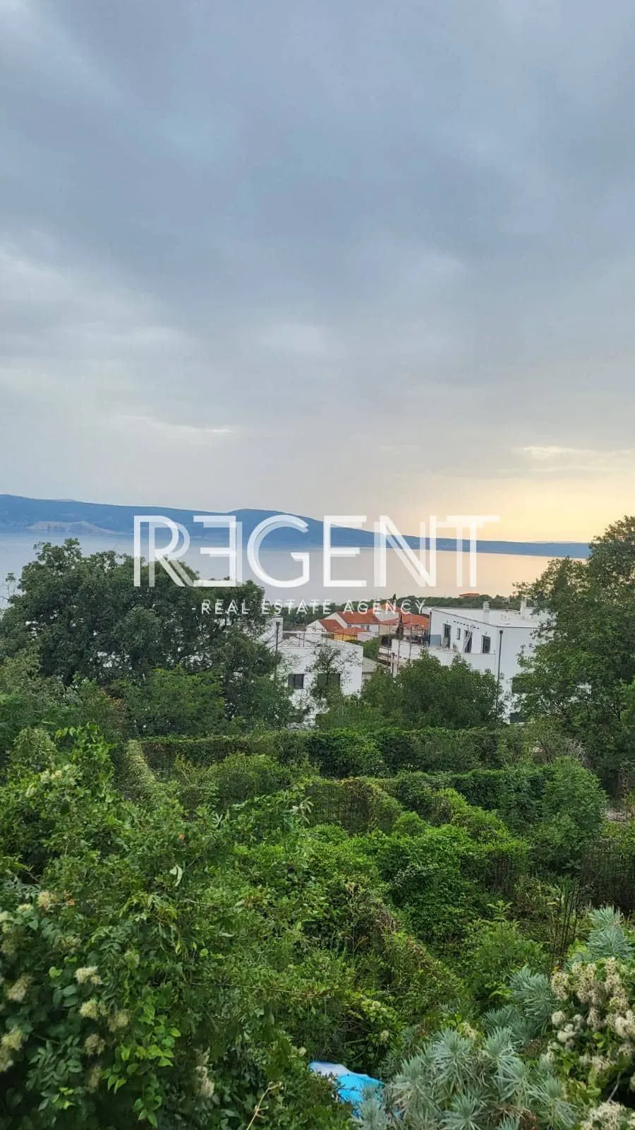 novi vinodolski - građevinsko zemljište 800 m2 - slika 3