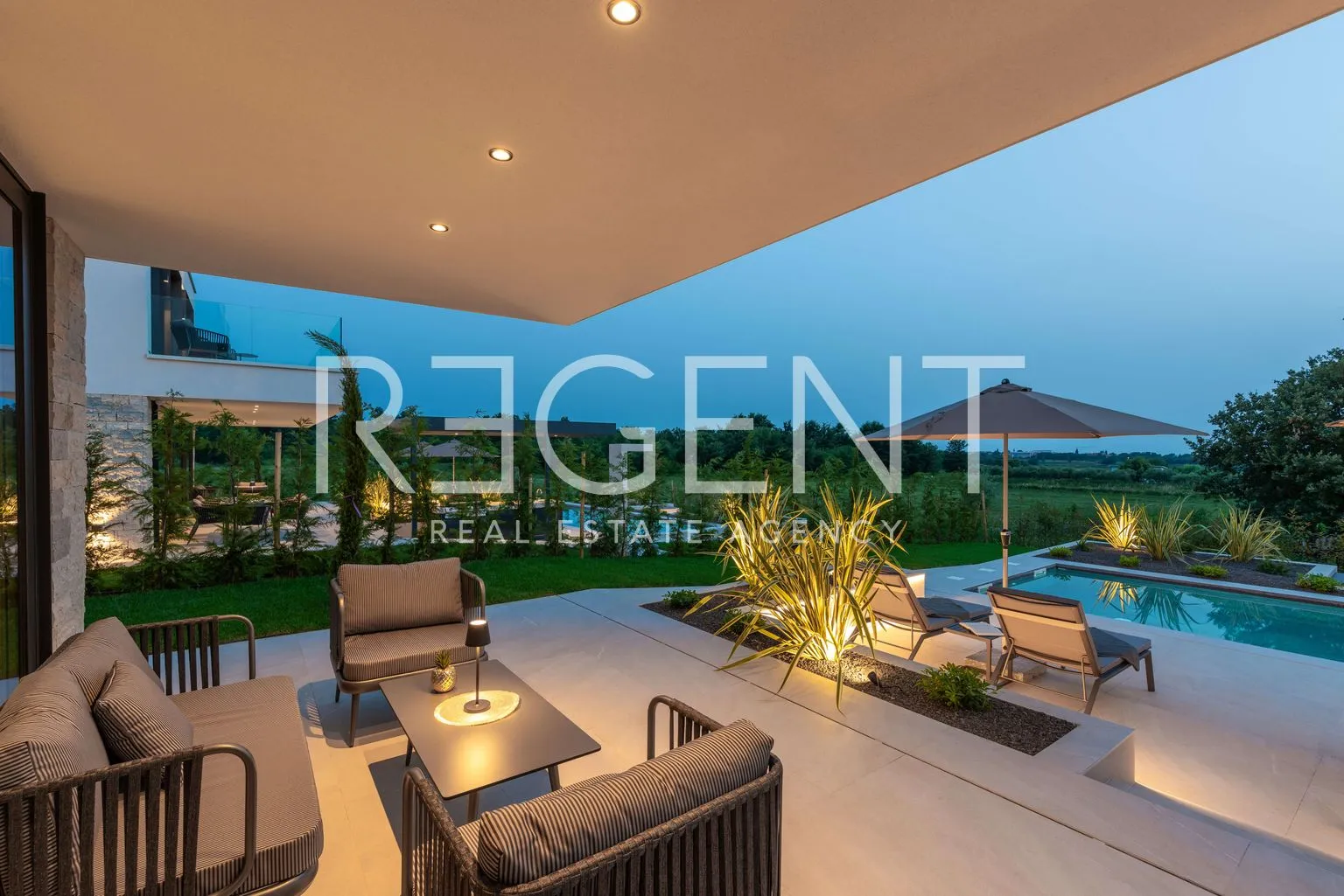 istra, poreč – dizajnerska vila s pogledom na more 310 m2 - slika 18