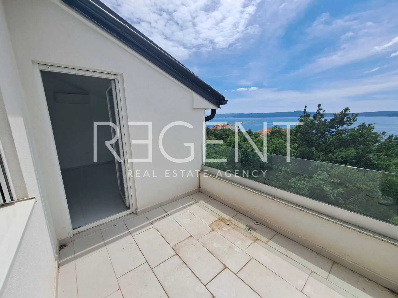 crikvenica - trosoban stan 50 m2 novogradnja - slika 11