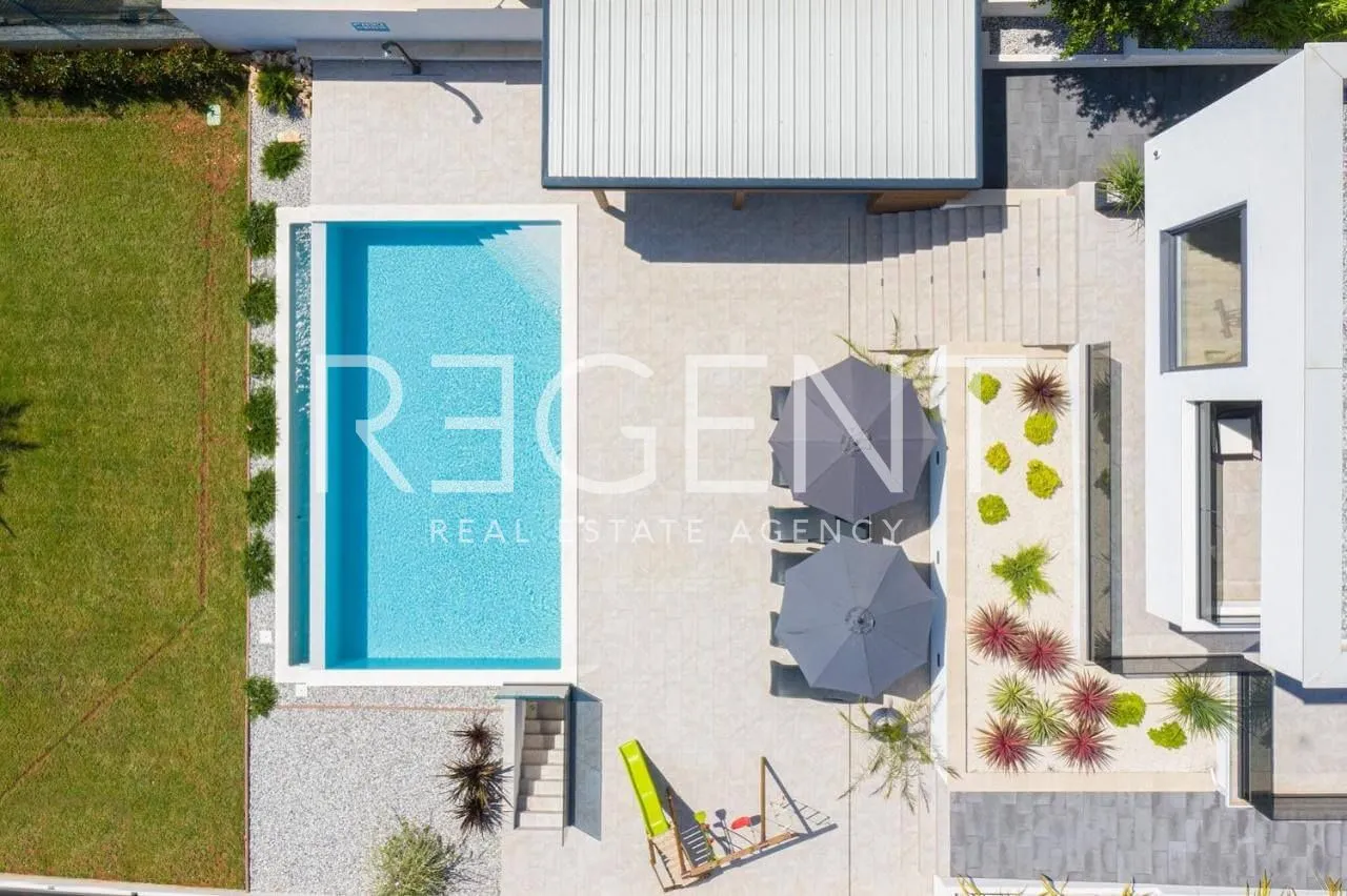 istra, medulin - prekrasna villa s wellnessom nkp 190 m2 nadomak mora - slika 27
