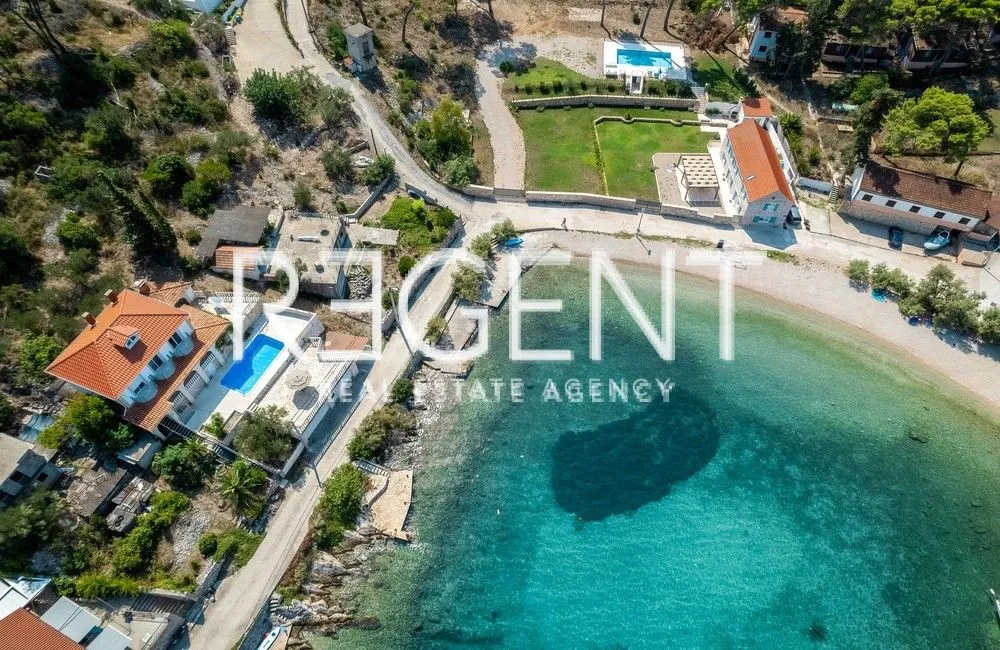 šolta, rogač - mediteranska vila prvi red uz more 264 m2 ekskluzivna prodaja - slika 13