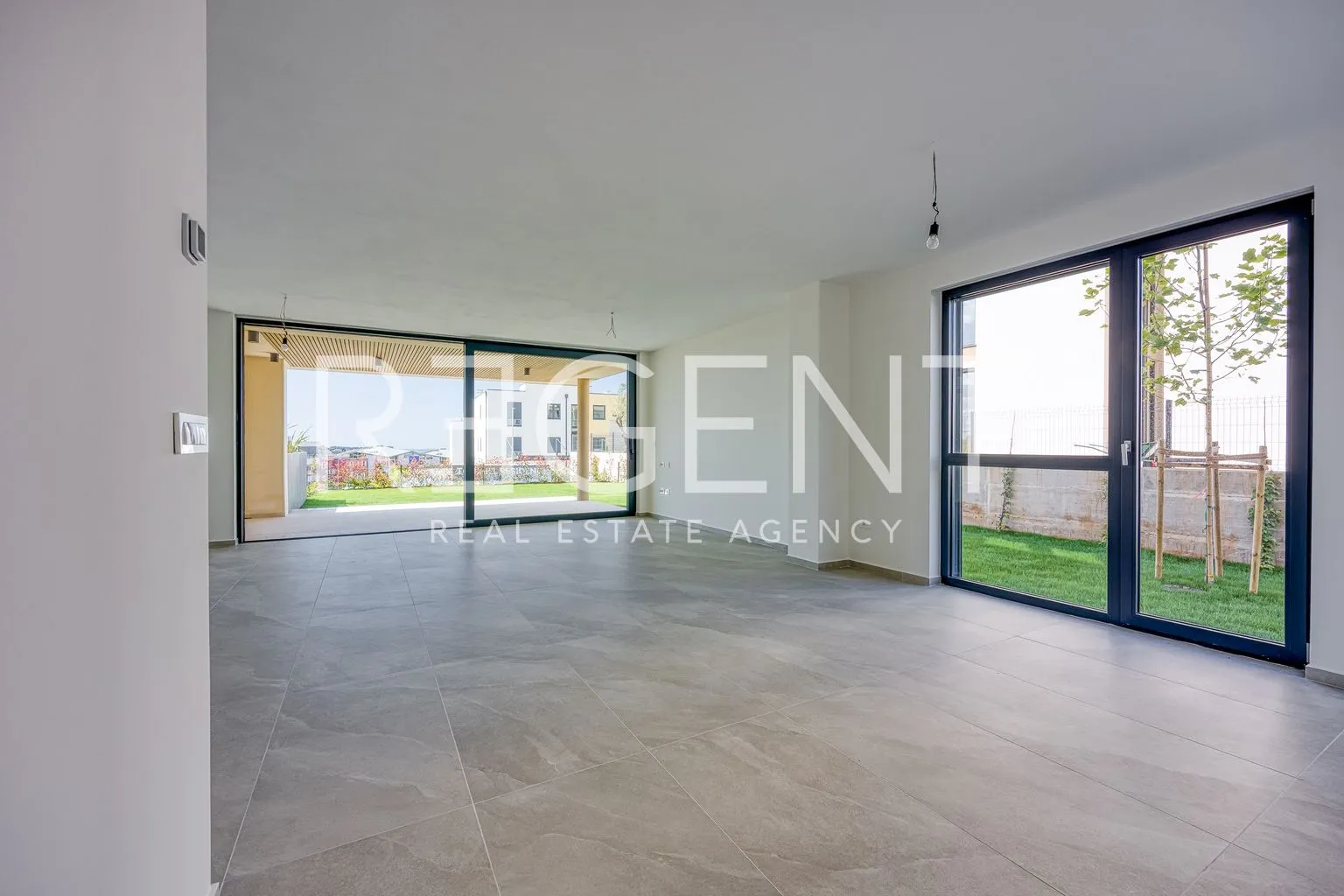 istra, novigrad - trosoban apartman u luksuznom stambenom kompleksu - slika 16