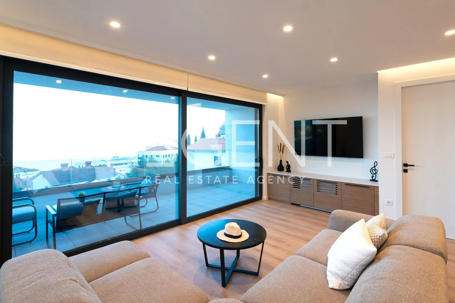 opatija – moderan trosoban stan s pogledom na more 139,9 m2 - slika 10