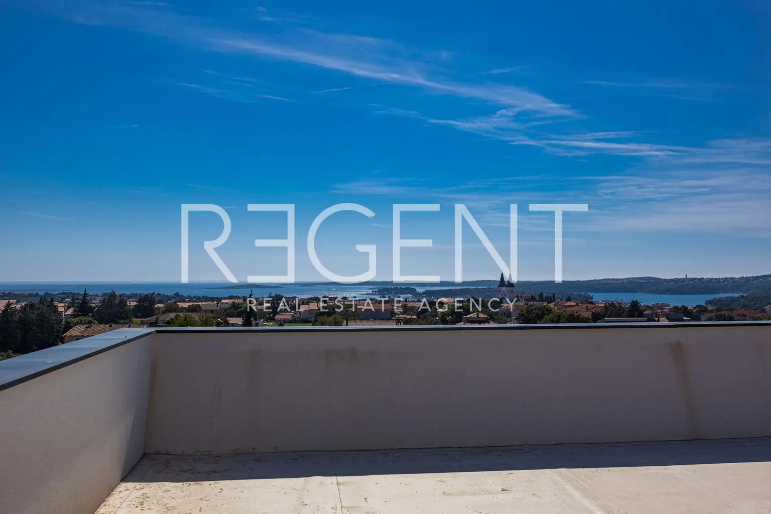 istra, medulin - moderna vila 300 m2 - slika 4