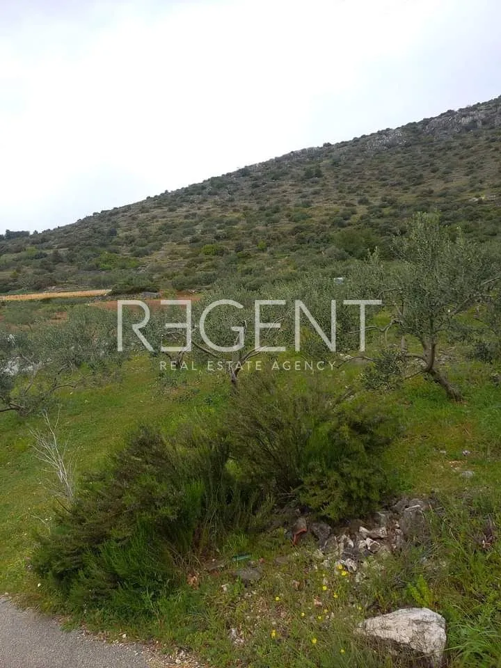 trogir, seget donji – građevinsko zemljište 941 m2 - slika 2