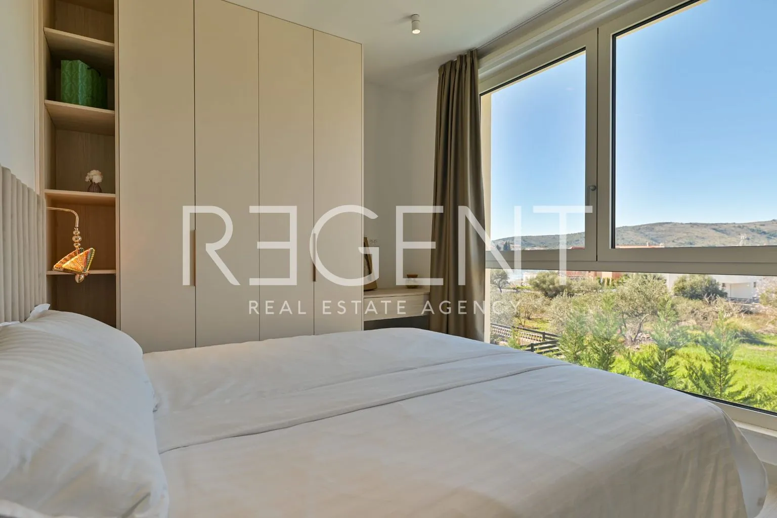 seget vranjica – moderna duplex vila s dva bazena i pogledom na more - slika 42