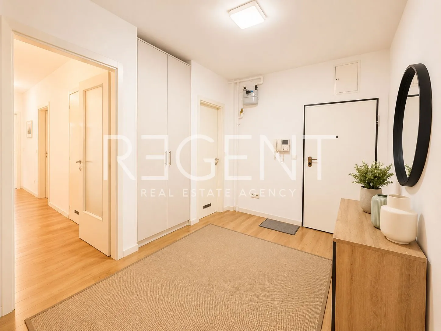 stan 145 m², centar zagreb — 2 terase, parking, namješten - slika 10