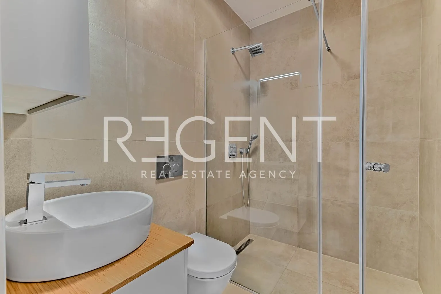 zagreb, ban centar – trosoban stan 131 m2 - slika 10