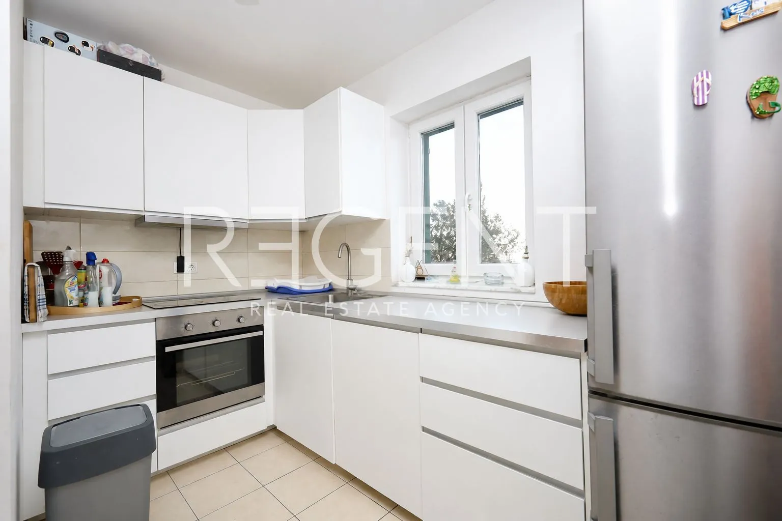 dvojna kuća, 129m2 - srima, 4 ss, 350m od mora i centra - slika 5