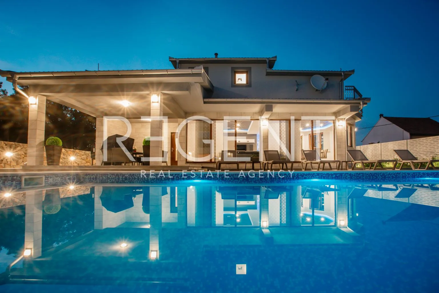 Imotski, Proložac - Moderno uređena vila 277 m2 na parceli 1360 m2 u mirnom okruženju - Gornji Proložac, Proložac