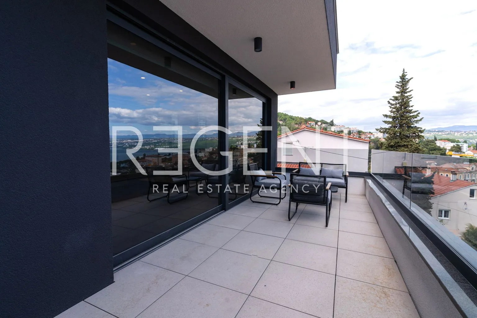 opatija – moderan trosoban stan s pogledom na more 128,52 m2 - slika 13