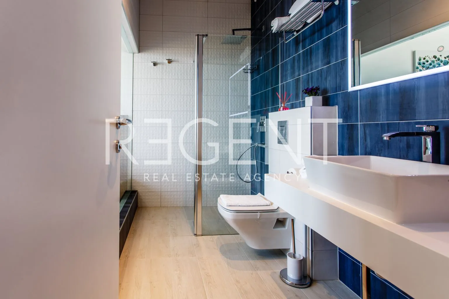 vila 232 m², kaštel stari — 4ss, grijani bazen, pogled na more - slika 21