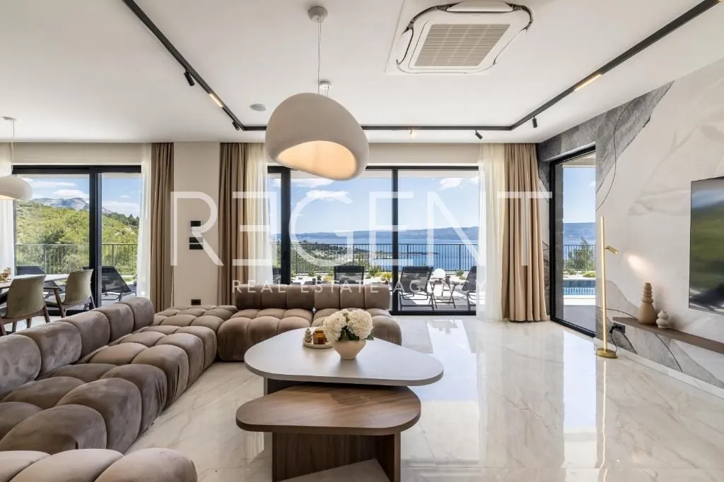 Dugi Rat - villa za najam, bazen, sauna, pogled na more