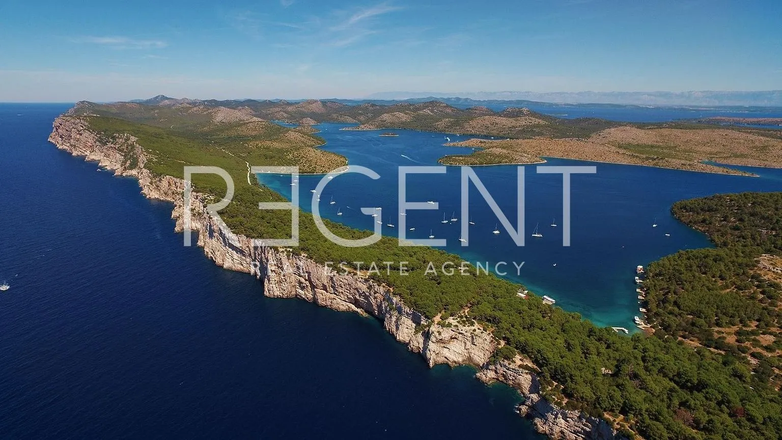 Dugi otok, Telašćica - jedinstvena nekretnina prvi red uz more - Sali