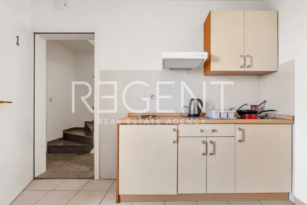 makarska, centar - apartmanska kuća u blizini centra bruto površine 186 m2 - slika 20