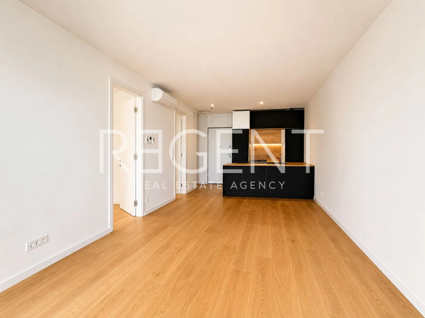 stan 58 m², trnje — 2s, loggia, garažno mjesto - slika 3