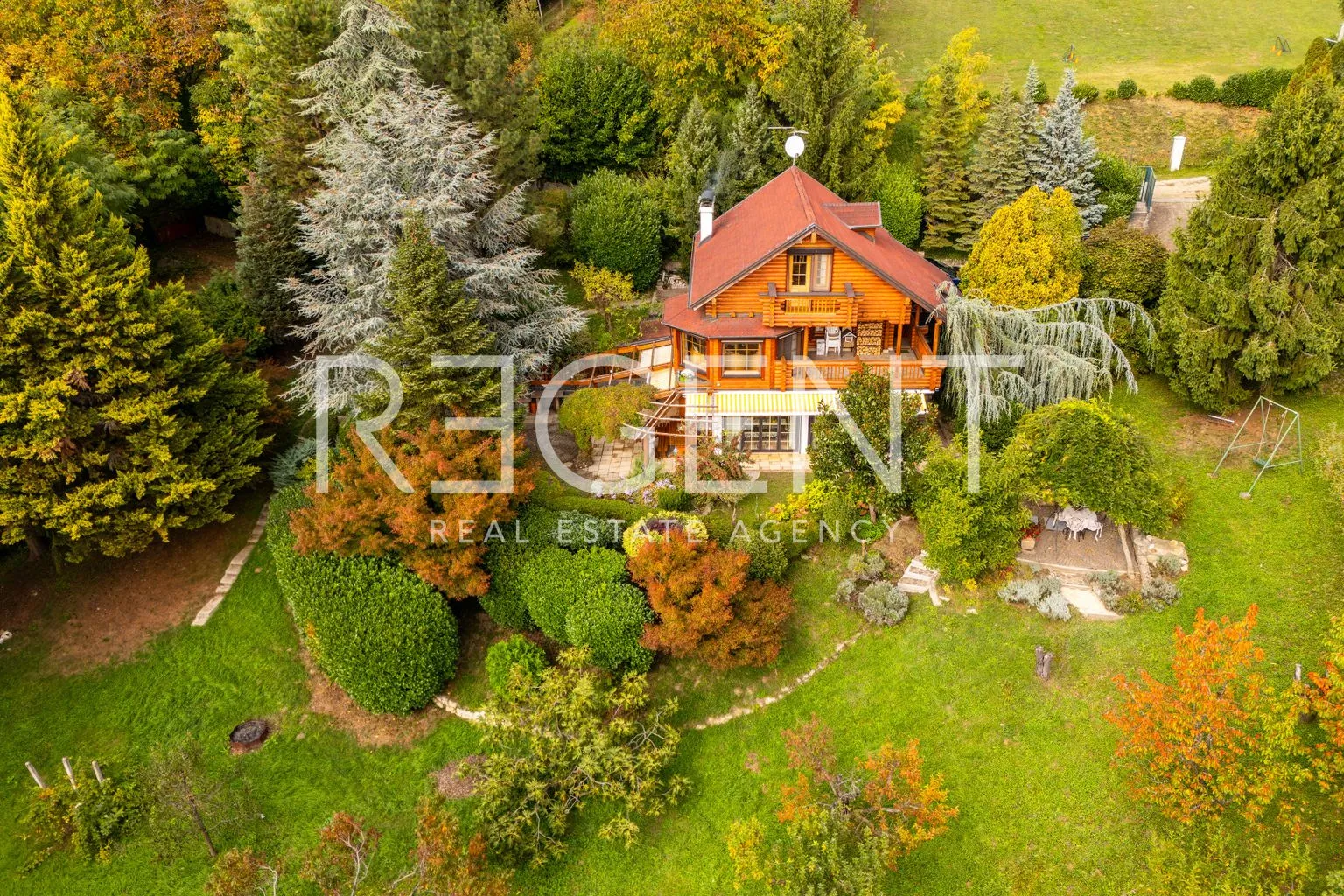 zagreb, podsljeme - šarmantna drvena kuća s panoramskim pogledom - slika 2