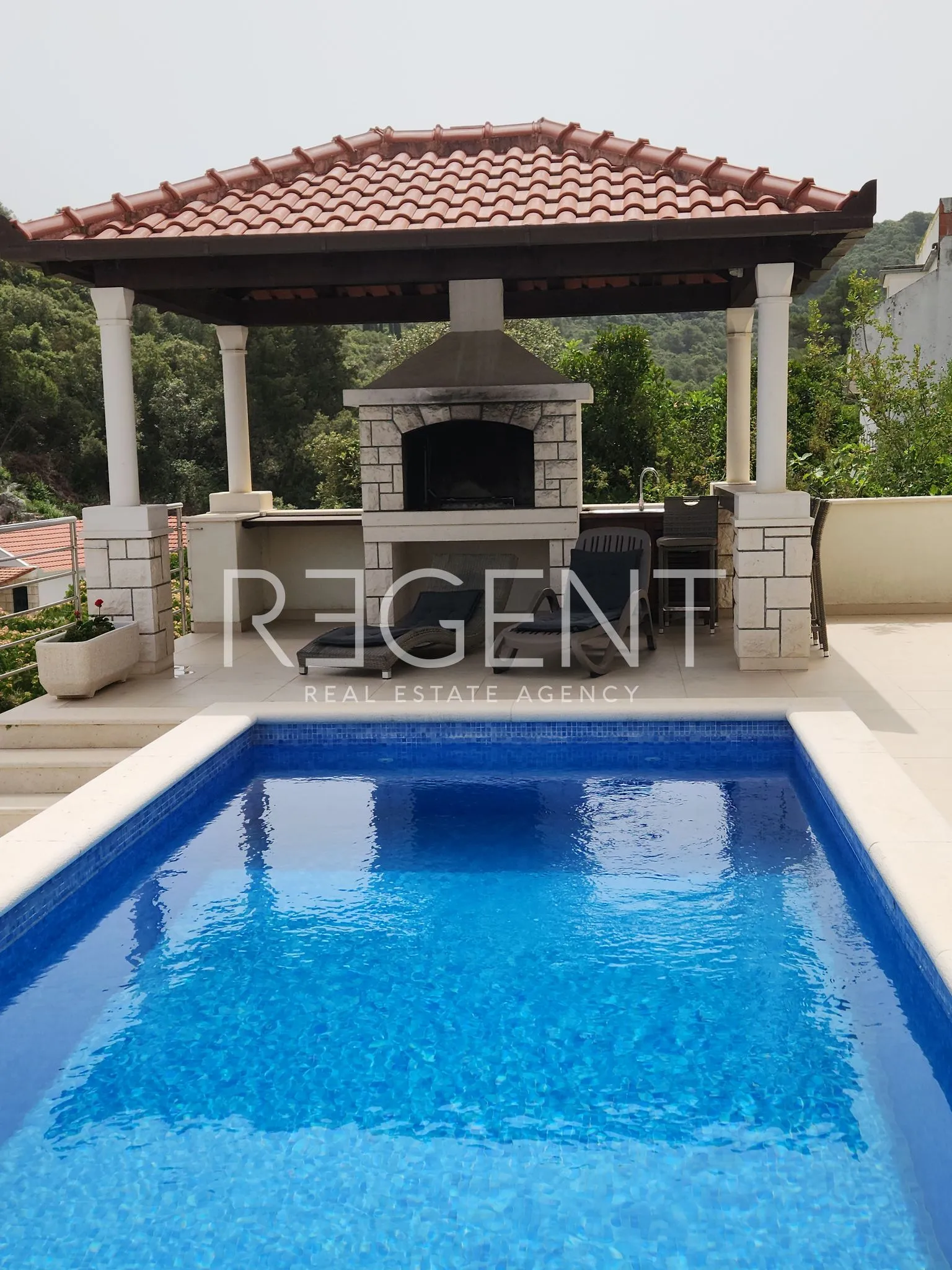 korčula, žrnovo - vila prvi red uz more 280 m2 - slika 6