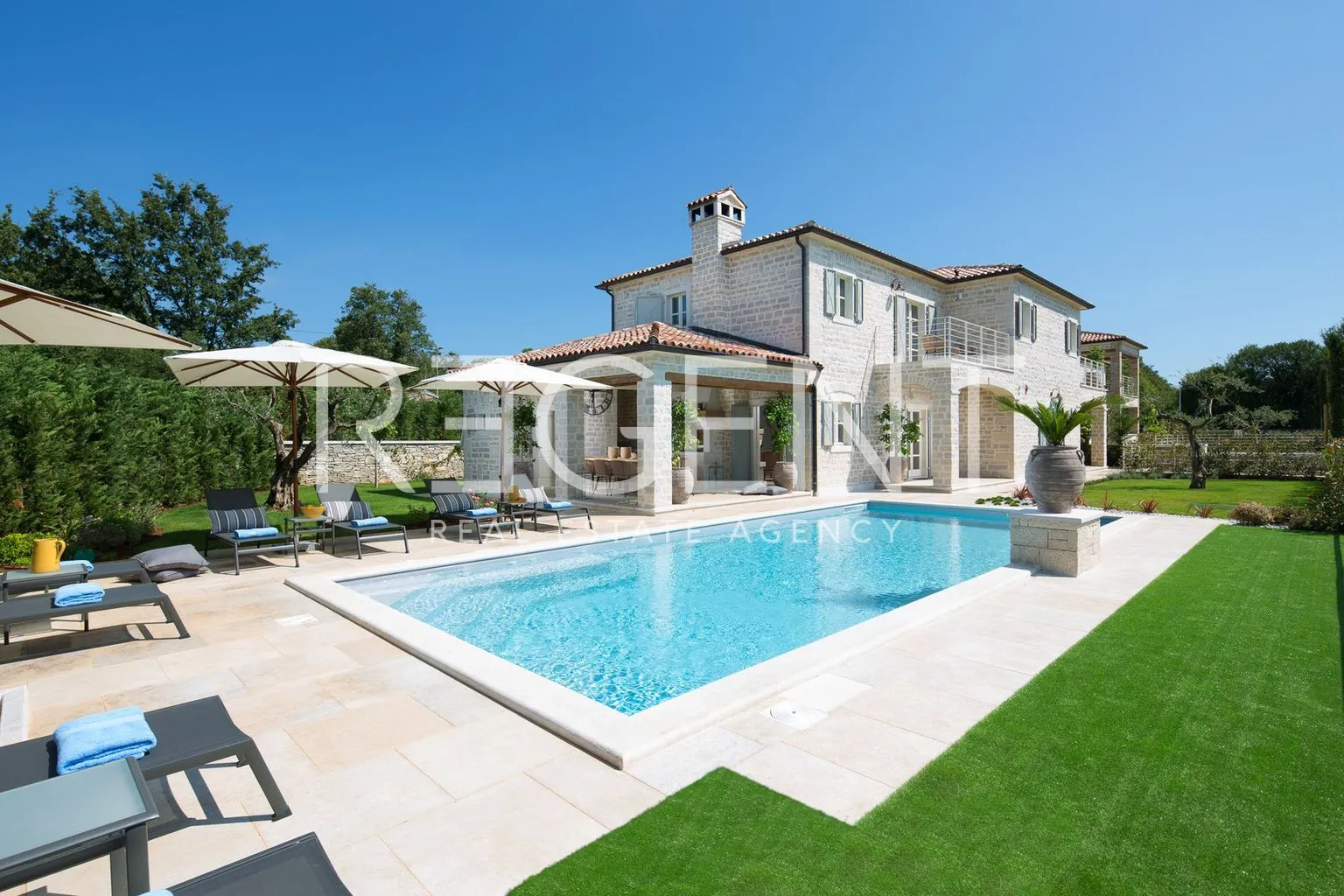 istra, poreč - luksuzna autentična vila na vrhunskoj lokaciji - slika 2