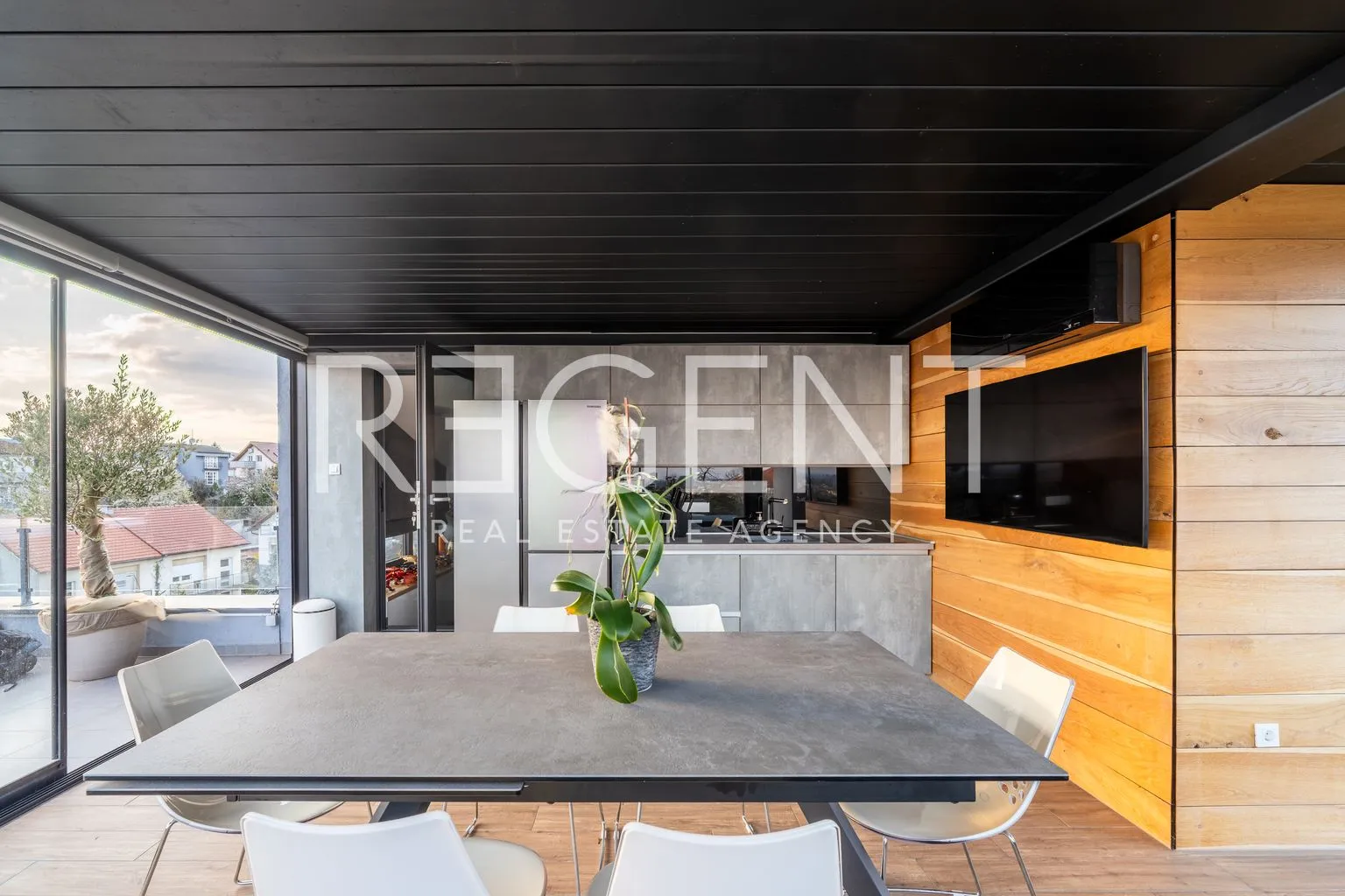 zagreb, šalata - luksuzni penthouse sa panoramskom krovnom terasom - slika 26