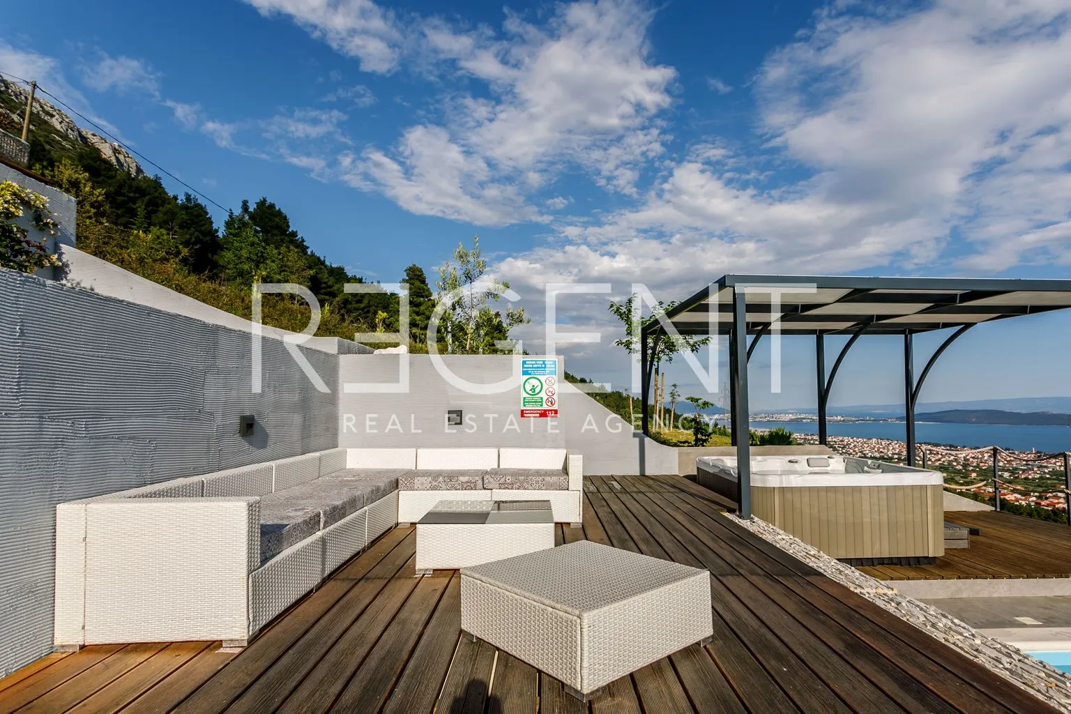 vila 232 m², kaštel stari — 4ss, grijani bazen, pogled na more - slika 34