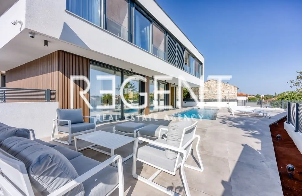 istra, rovinj - ekskluzivna vila s bazenom 178 m2 - slika 21