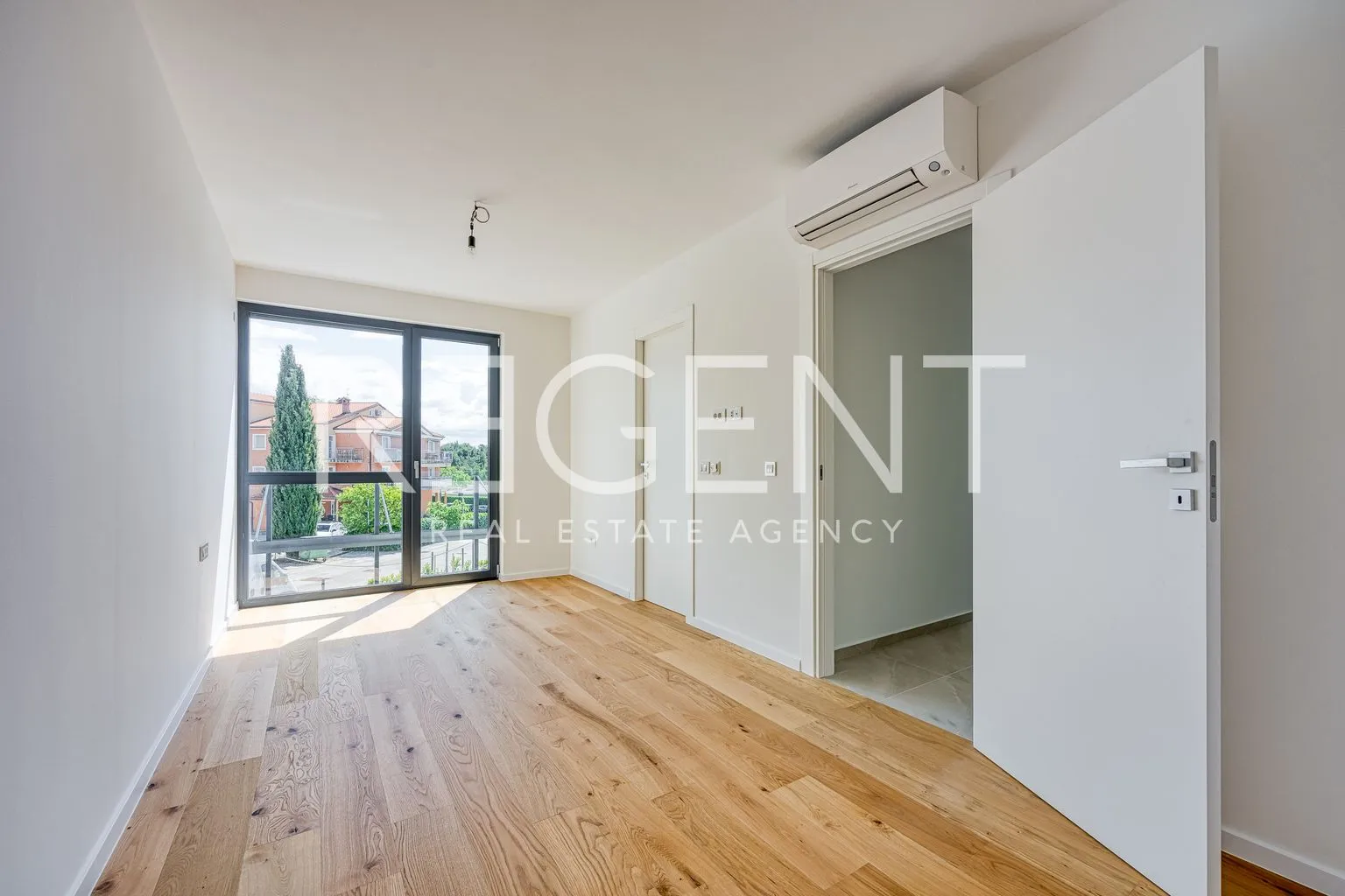 istra, novigrad - četverosoban apartman u luksuznom stambenom kompleks - slika 10