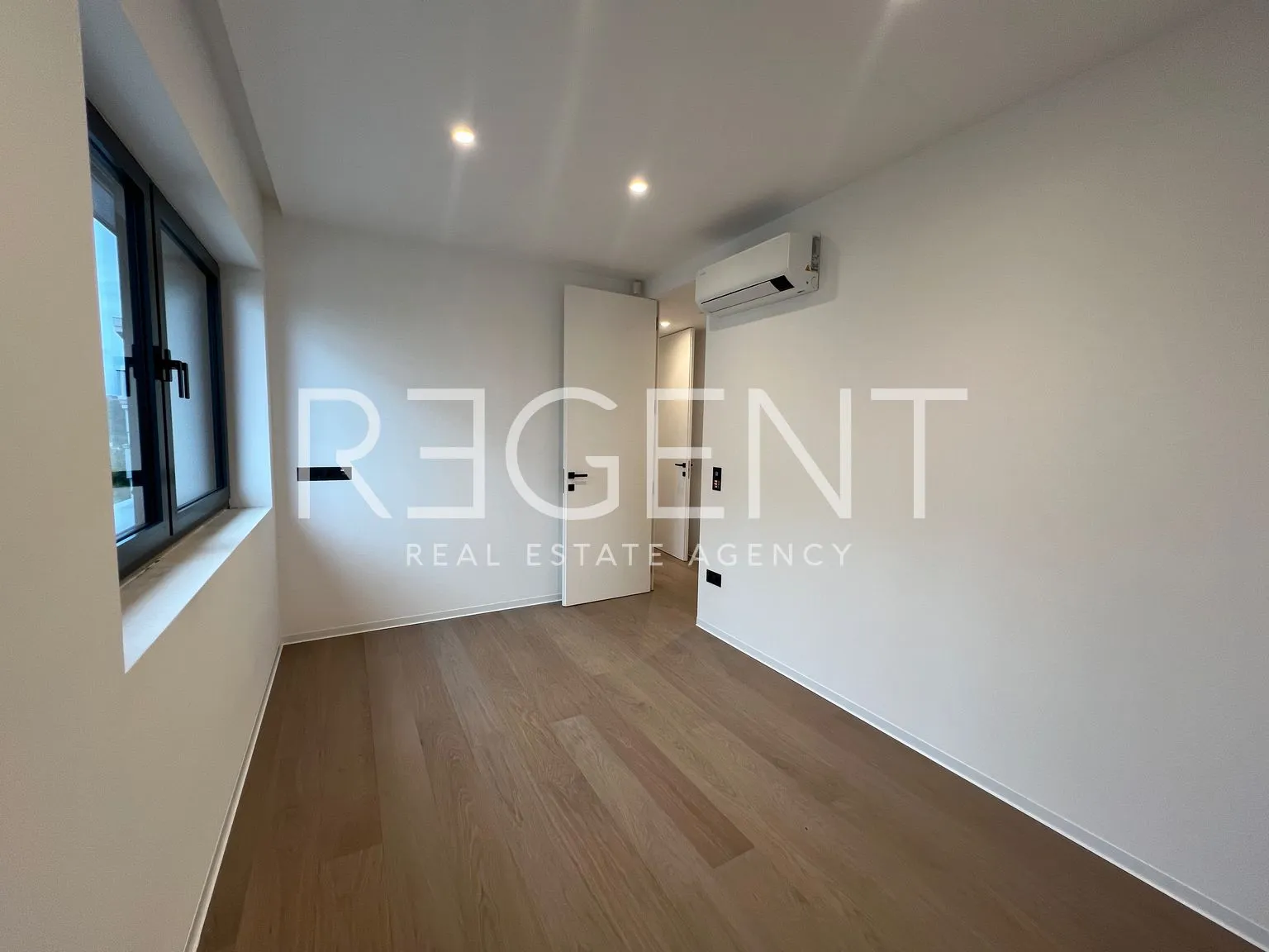 zagreb, pantovčak – luksuzni četverosoban penthouse 131m2 najam - slika 11
